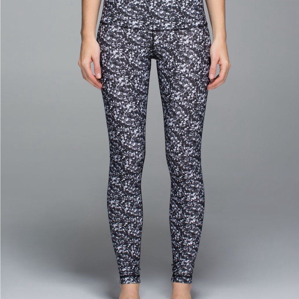 Lululemon Shine Tight Women's Black & White Speckled Leggings